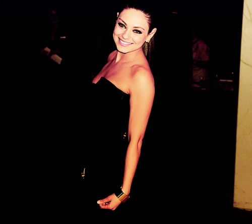 Mila Kunis Fotoğrafı