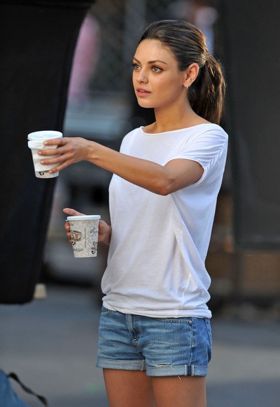 Mila Kunis Fotoğrafı