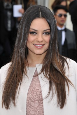 Mila Kunis Fotoğrafı
