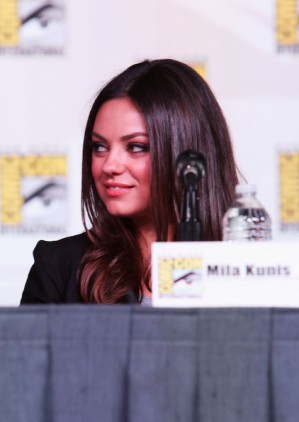 Mila Kunis Fotoğrafı