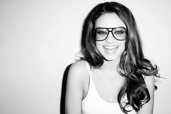 Mila Kunis Fotoğrafı