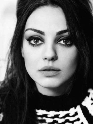 Mila Kunis Fotoğrafı