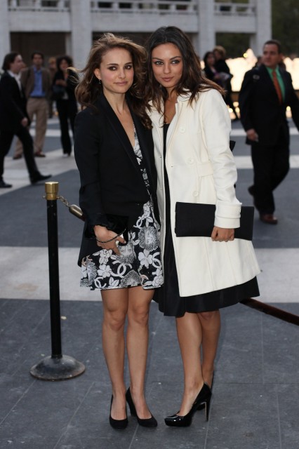 Mila Kunis Fotoğrafı