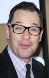 French Stewart fotoğrafı