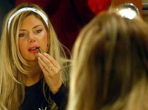 Aysun Kayacı Fotoğrafı