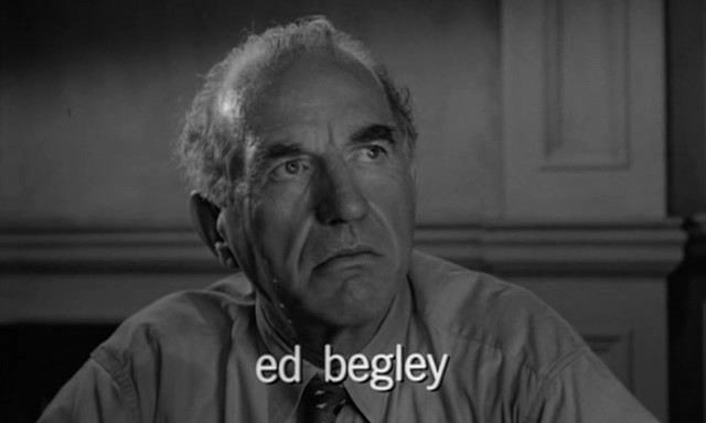 Ed Begley fotoğrafı