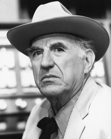 Ed Begley fotoğrafı