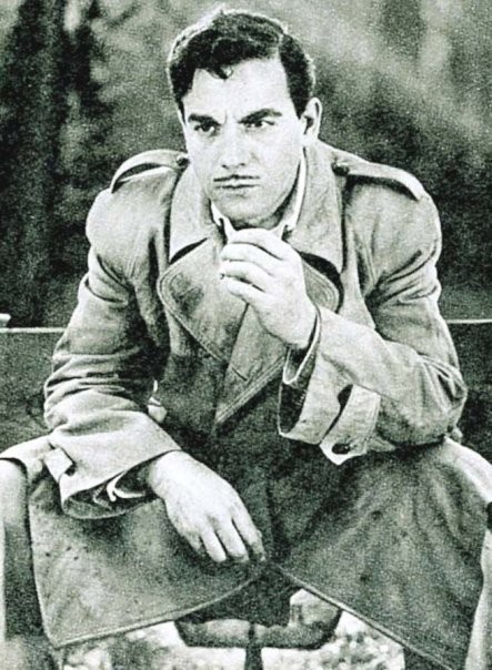 Ayhan Işık Fotoğrafı