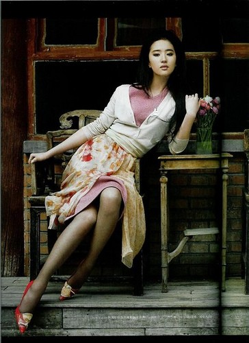 Yifei Liu Fotoğrafı