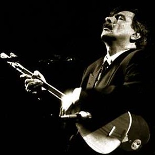 Arif Sağ fotoğrafı