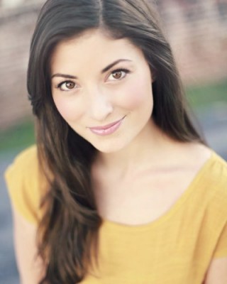 Ashton Leigh Fotoğrafı