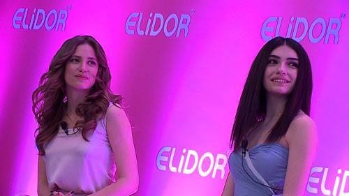 Hazar Ergüçlü Fotoğrafı