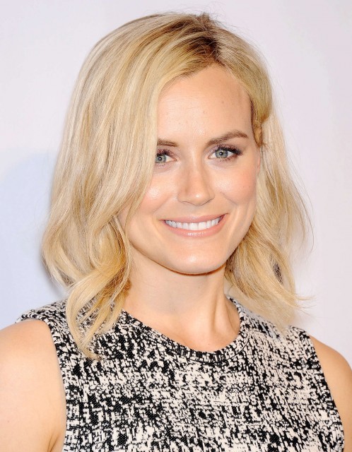 Taylor Schilling Fotoğrafı