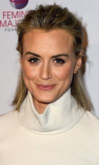 Taylor Schilling Fotoğrafı
