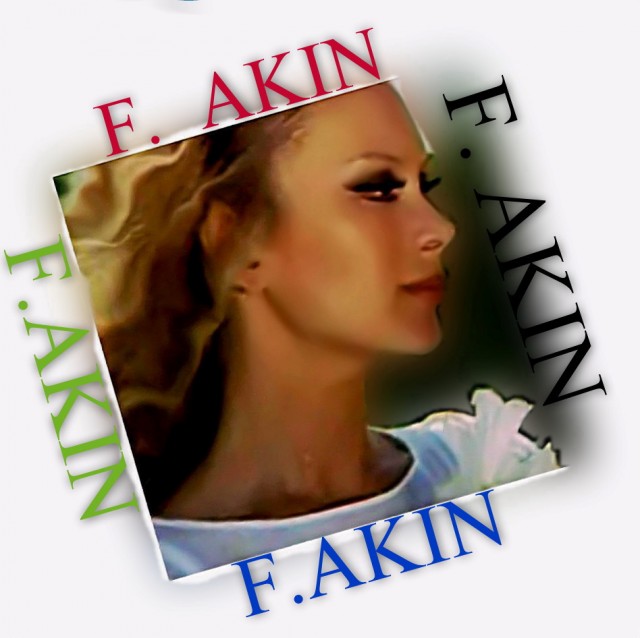 Filiz Akın Fotoğrafı