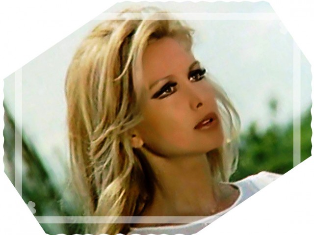 Filiz Akın fotoğrafı