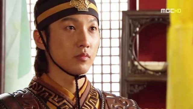 Lee Seung-hyo Fotoğrafı