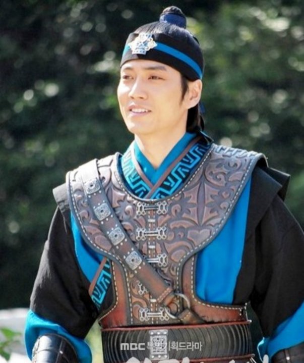 Lee Seung-hyo Fotoğrafı