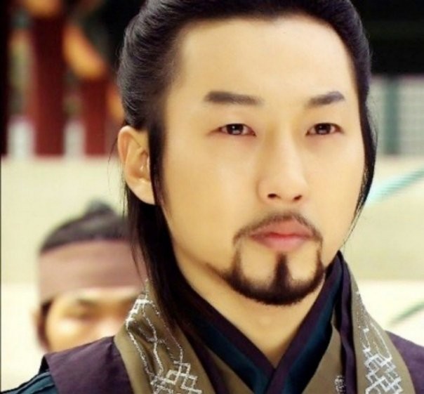 Lee Seung-hyo Fotoğrafı