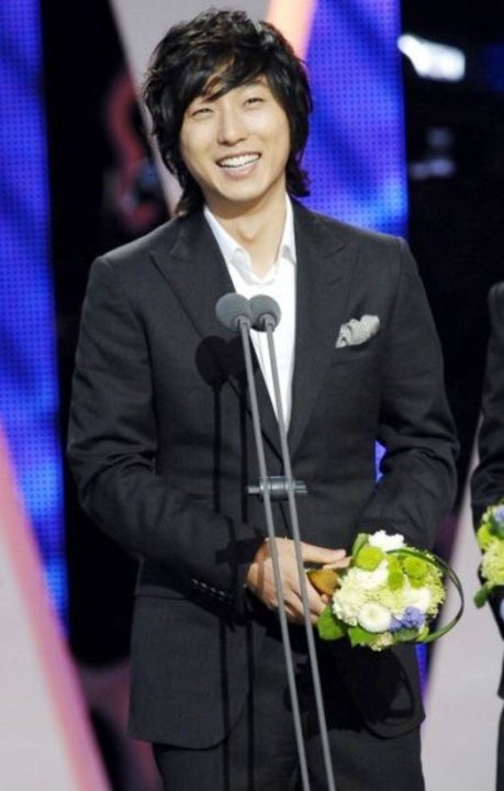 Lee Seung-hyo Fotoğrafı