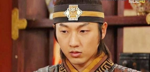 Lee Seung-hyo Fotoğrafı