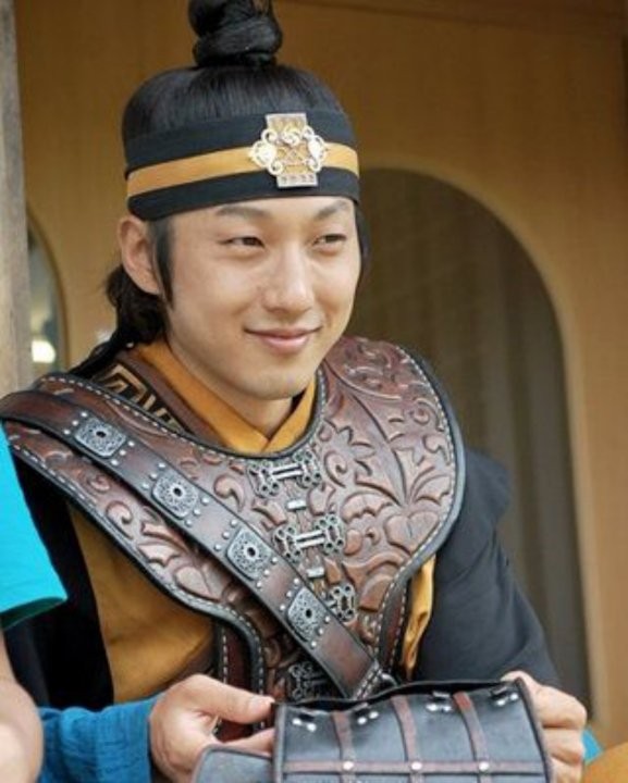 Lee Seung-hyo Fotoğrafı