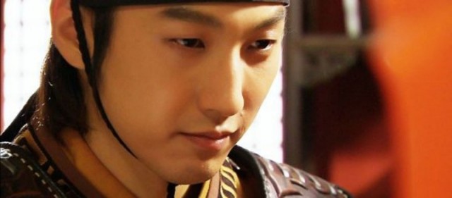 Lee Seung-hyo Fotoğrafı