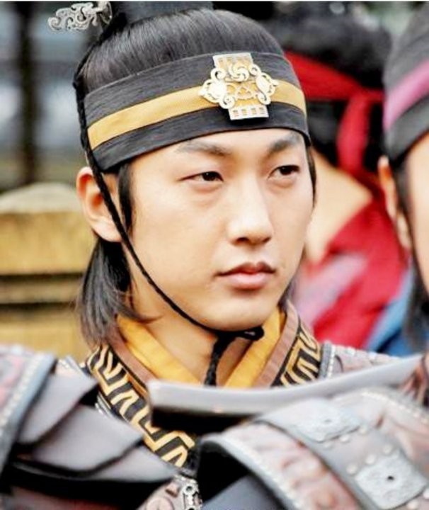 Lee Seung-hyo Fotoğrafı