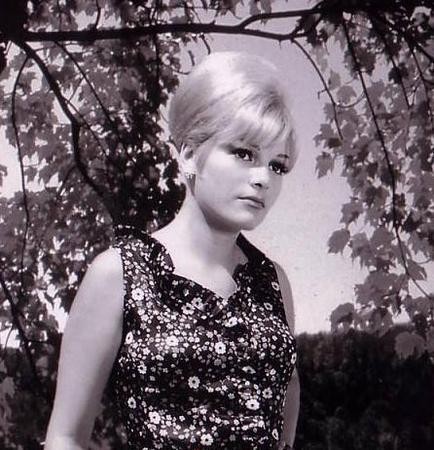 Ajda Pekkan Fotoğrafı