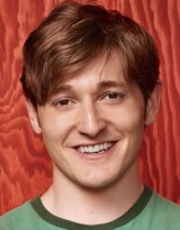 Lucas Neff fotoğrafı