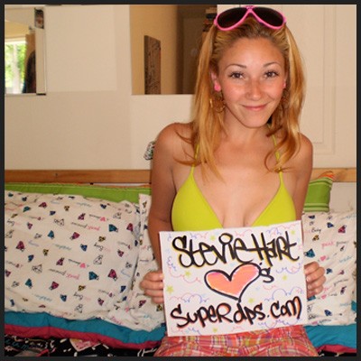 Stevie Hart fotoğrafı