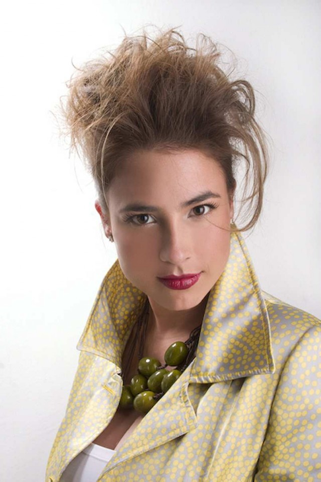 Carla Giraldo Fotoğrafı