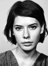 Crina Semciuc fotoğrafı