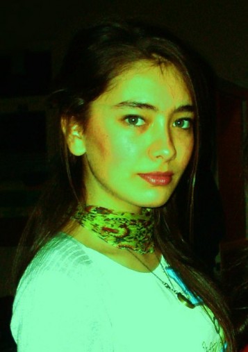 Neslihan Atagül Fotoğrafı