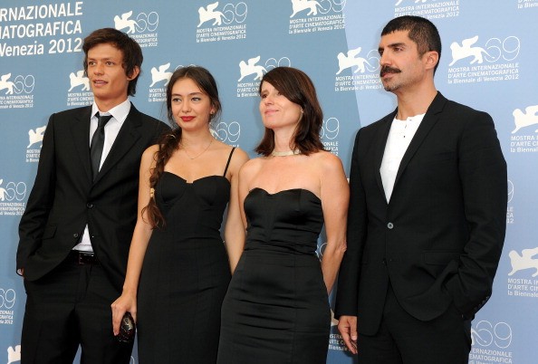 Neslihan Atagül Fotoğrafı