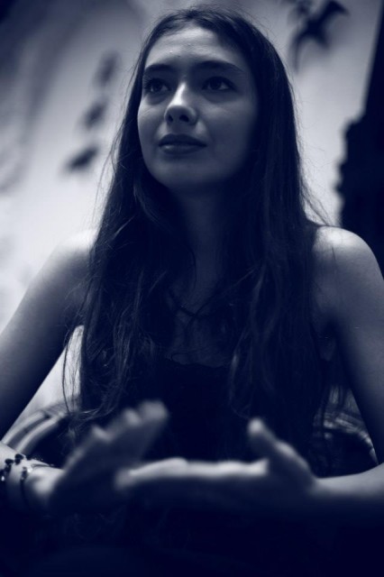 Neslihan Atagül Fotoğrafı