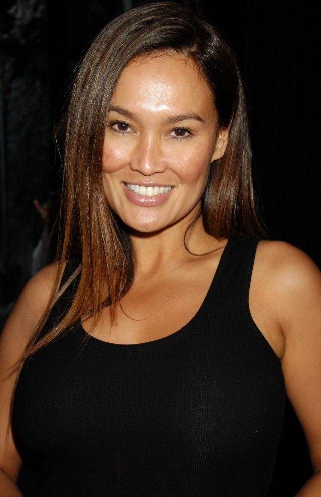Tia Carrere Fotoğrafı
