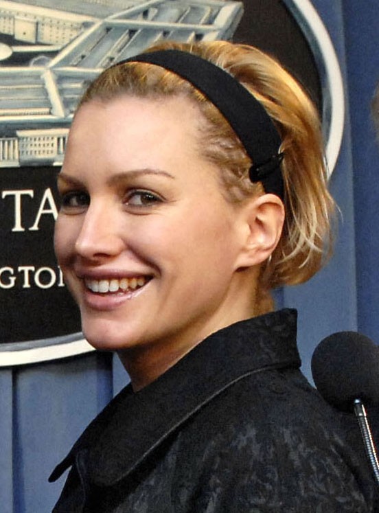 Alice Evans Fotoğrafı