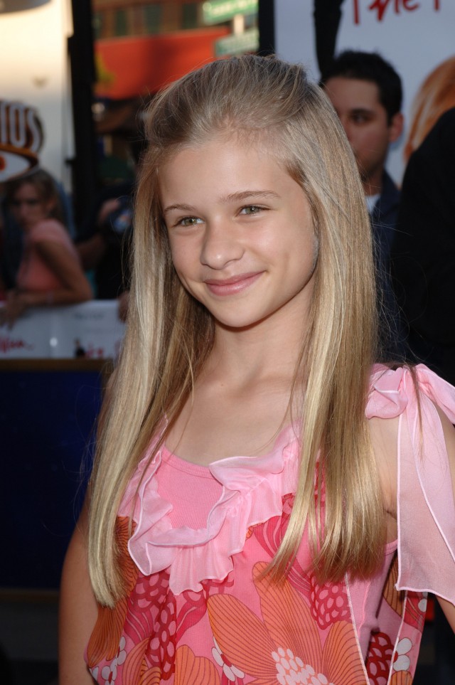 Jenna Boyd Fotoğrafı