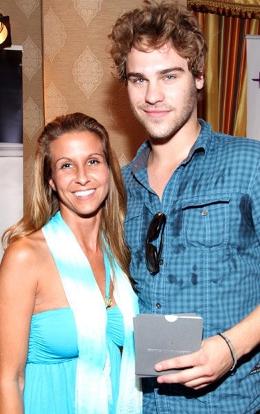 Grey Damon Fotoğrafı