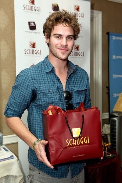 Grey Damon Fotoğrafı