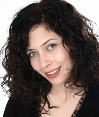 Betül Çobanoğlu Fotoğrafı