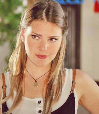 Aslı Enver Fotoğrafı