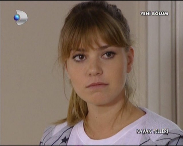 Aslı Enver Fotoğrafı