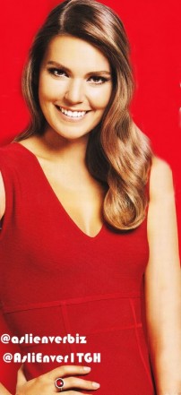 Aslı Enver Fotoğrafı