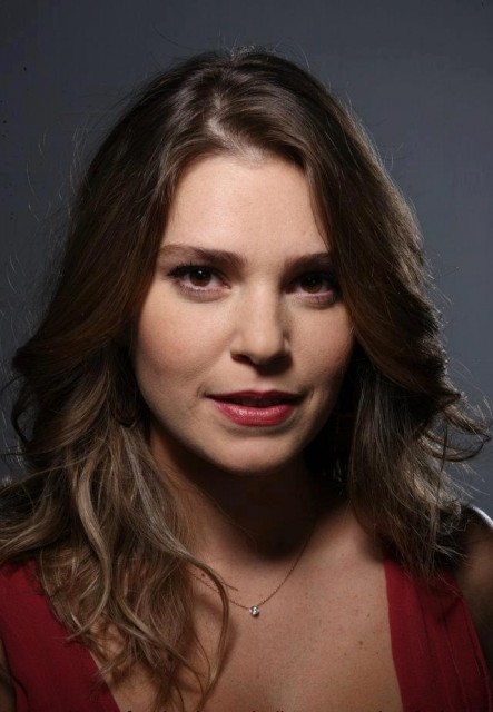 Aslı Enver Fotoğrafı