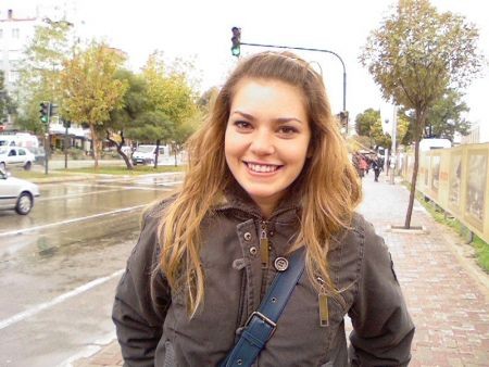 Aslı Enver Fotoğrafı