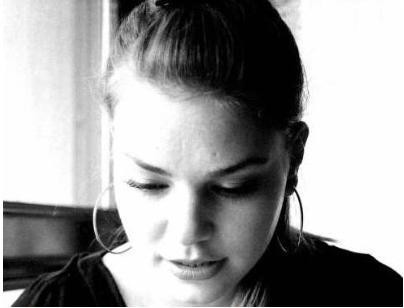 Aslı Enver Fotoğrafı