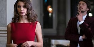 Beren Saat fotoğrafı