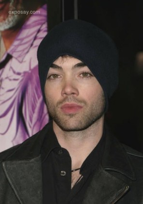 John Hensley Fotoğrafı